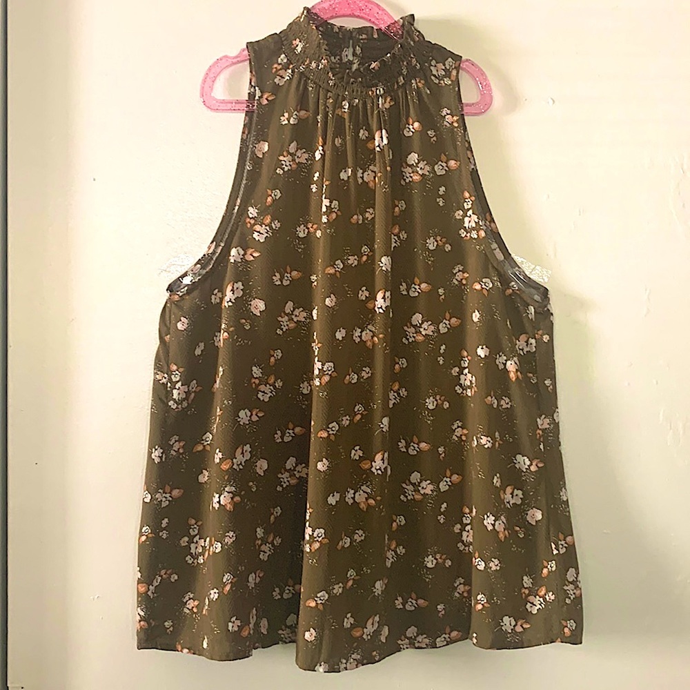 Brand new sleeveless floral blouse with ruched neck